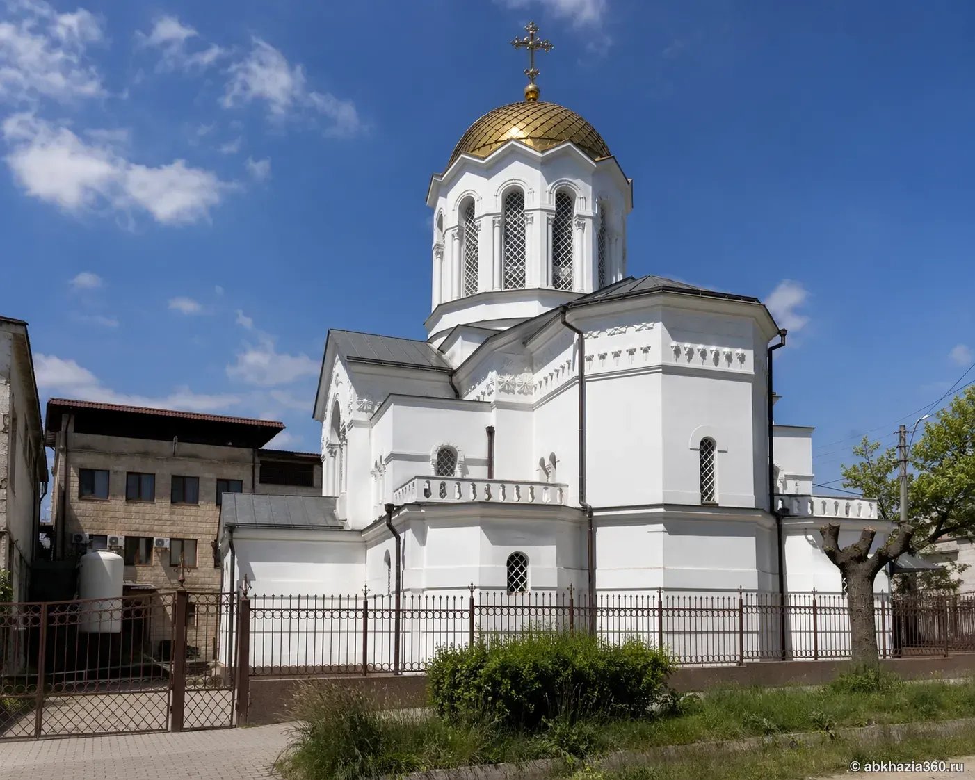 Сухумский Кафедральный собор Благовещения Пресвятой Богородицы — фото 9