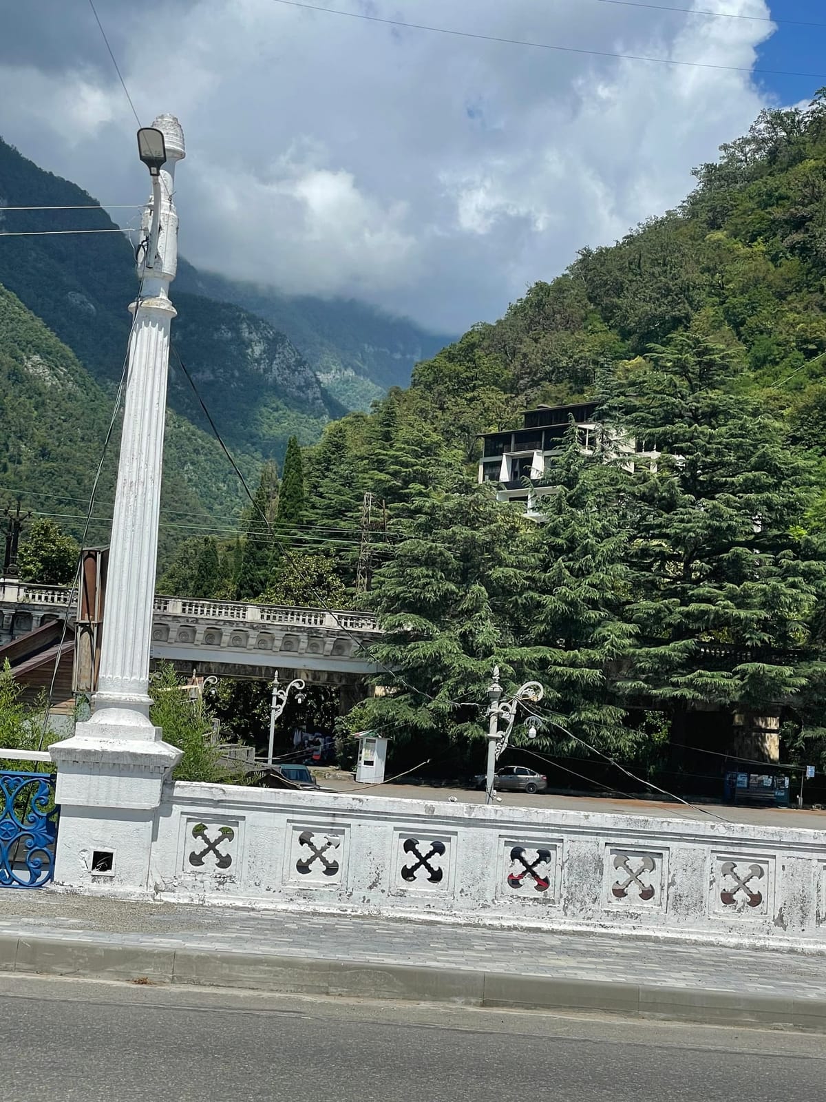 Лифт гостиницы Garden Resort Gagra — фото 6