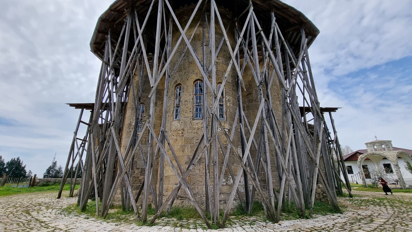 Лыхны (храм и поляна) — фото 6